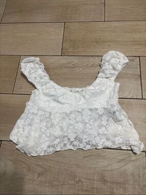 SHEIN White Floral Lace Crop Tank with Ruffled Straps